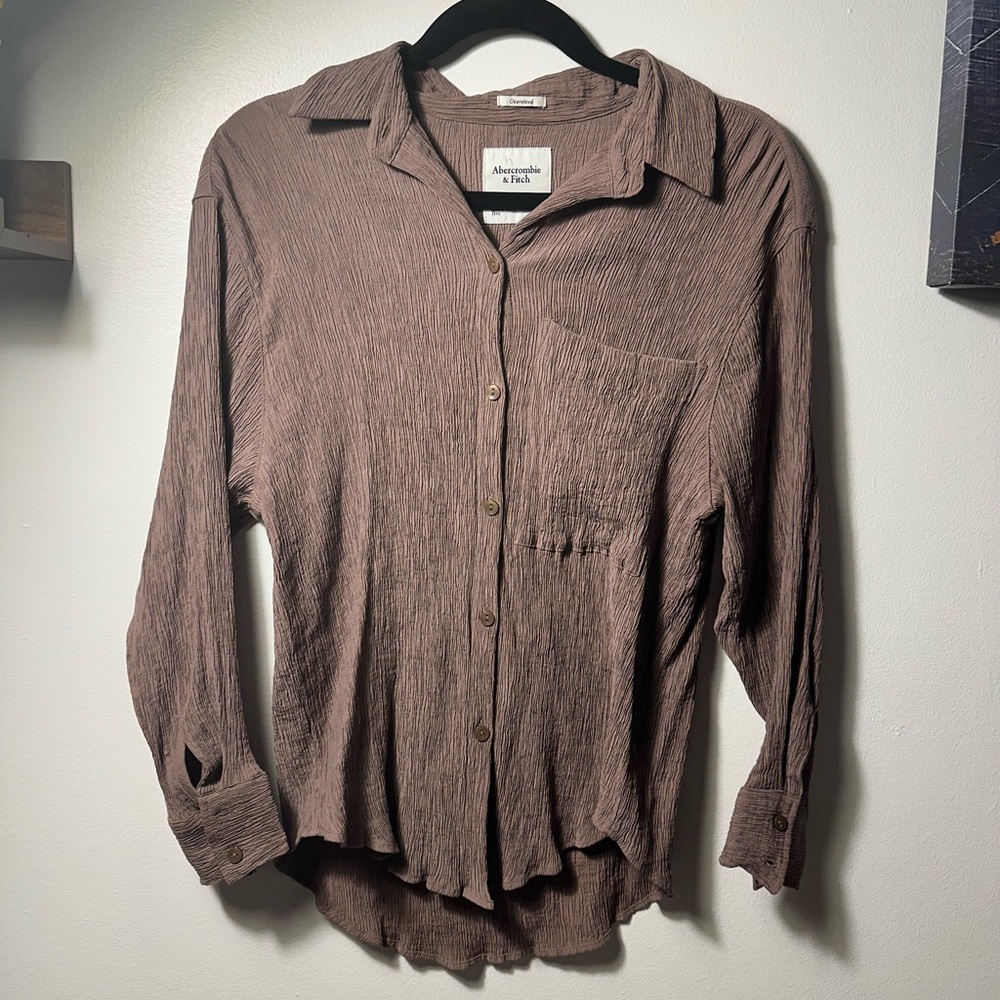 Abercrombie & Fitch Oversized Crinkle Rayon Textured Button Down XS Taupe Boho